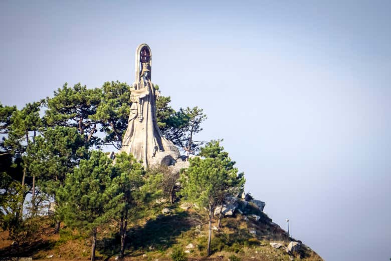 Vista panorâmica da Virgem da Rocha