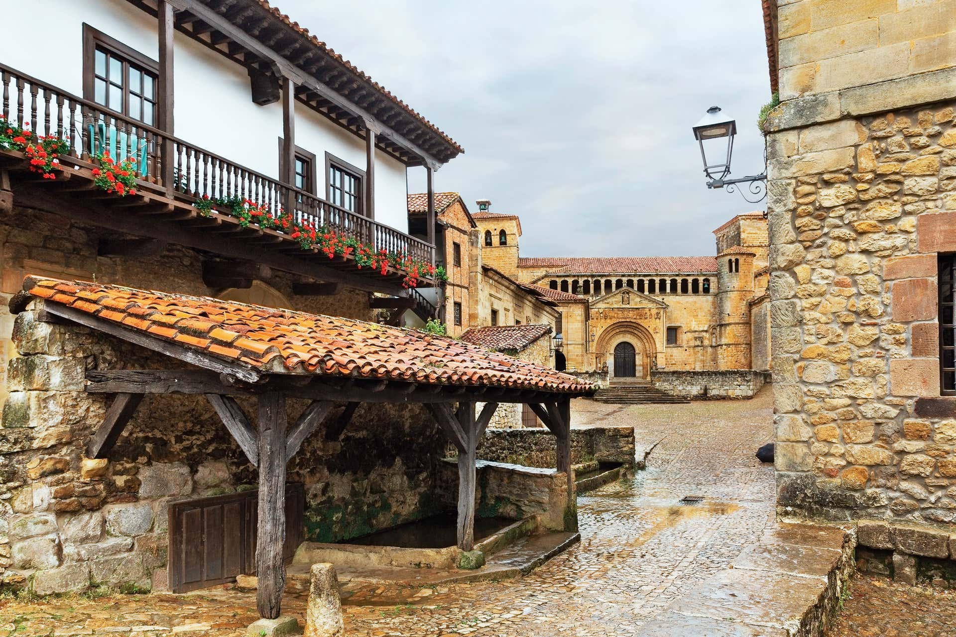 MAPA DE LOS SITIOS DE INTERÉS de Santillana del Mar