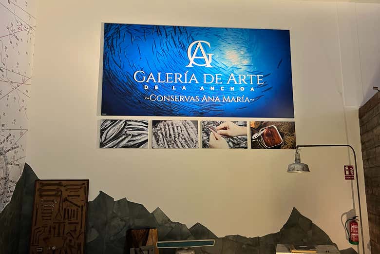 Galería de Arte de la Anchoa de Conservas Ana María