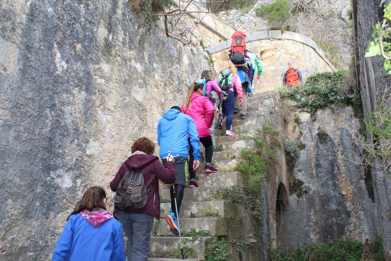 Walking towards the Fort of San Carlos