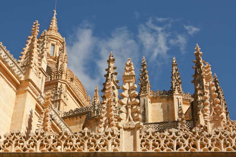 Pináculos de la catedral de Segovia