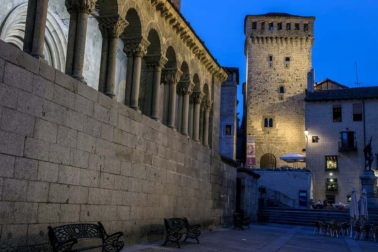 Conhecendo a história sombria de Segóvia