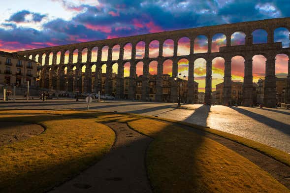 Tour al atardecer por la Segovia desconocida