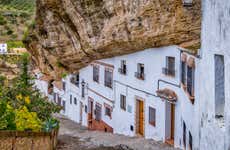 Free tour pelos mirantes de Setenil de las Bodegas