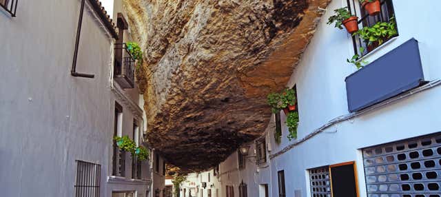 Free tour por Setenil de las Bodegas