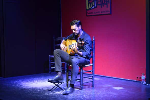 Espectáculo flamenco en el tablao Álvarez Quintero