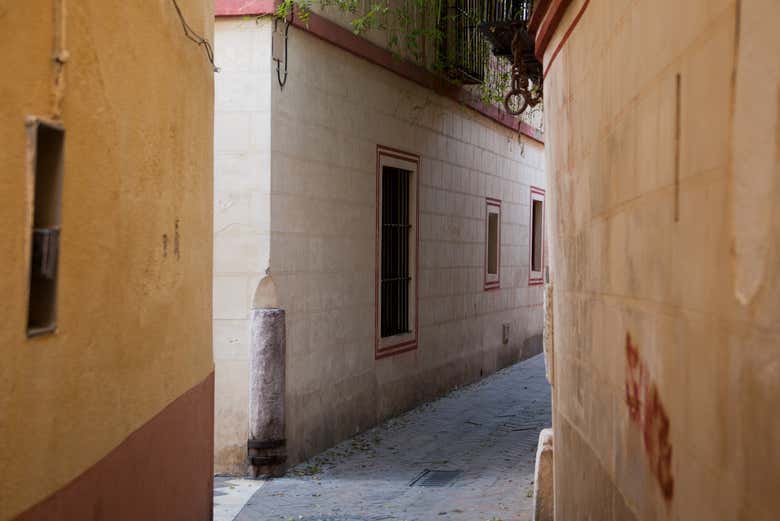 Las estrechas calles de la judería de Sevilla