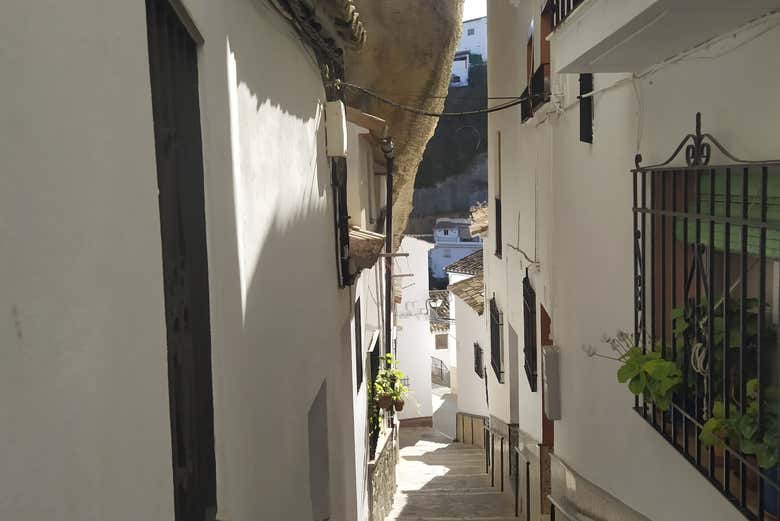 Las estrechas calles de Setenil de las Bodegas