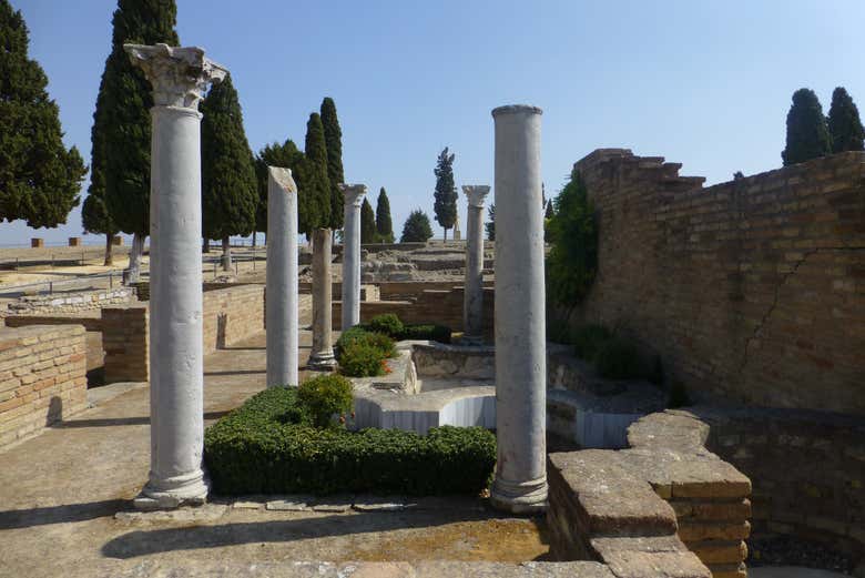 View Roman ruins