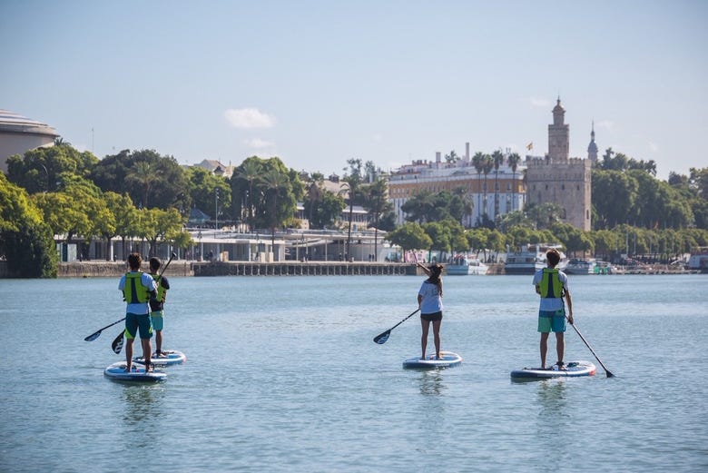 Paddling near to the Torre del Oro