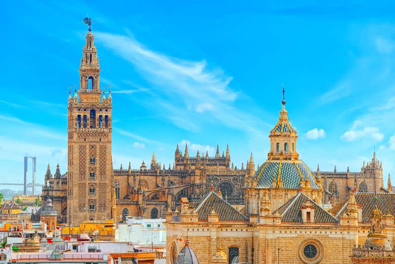Panorámica de la catedral de Sevilla