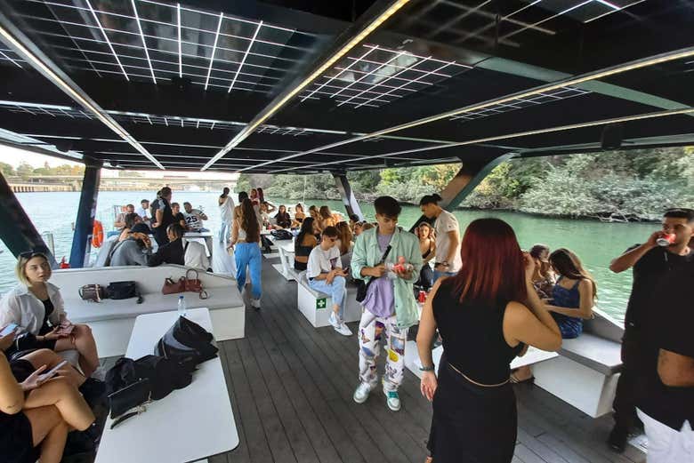 Croisière sur le Guadalquivir à Séville en bateau solaire