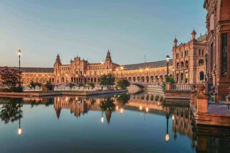Plaza de España di sera