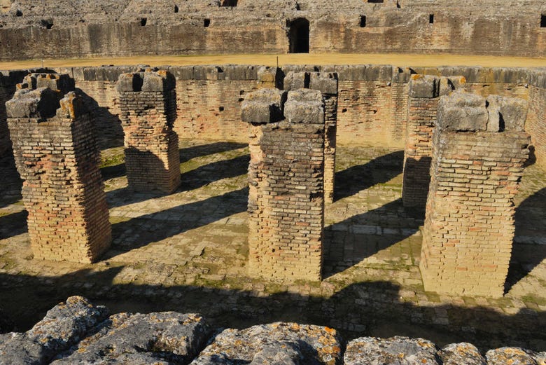 Le rovine dell'anfiteatro