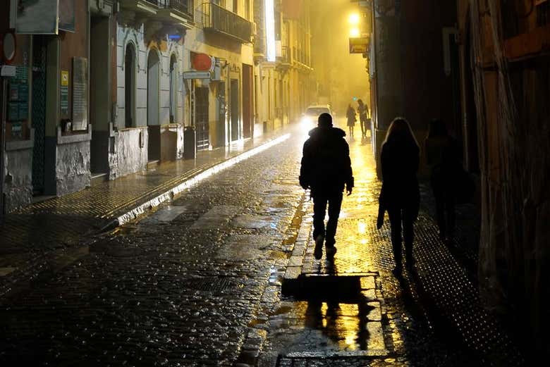 Calles oscuras de Sevilla