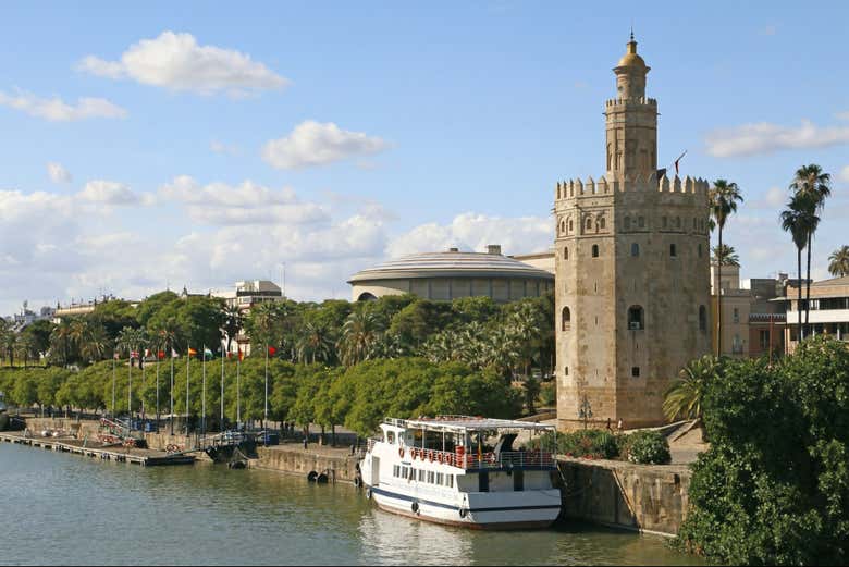 Pasaremos junto a la Torre del Oro
