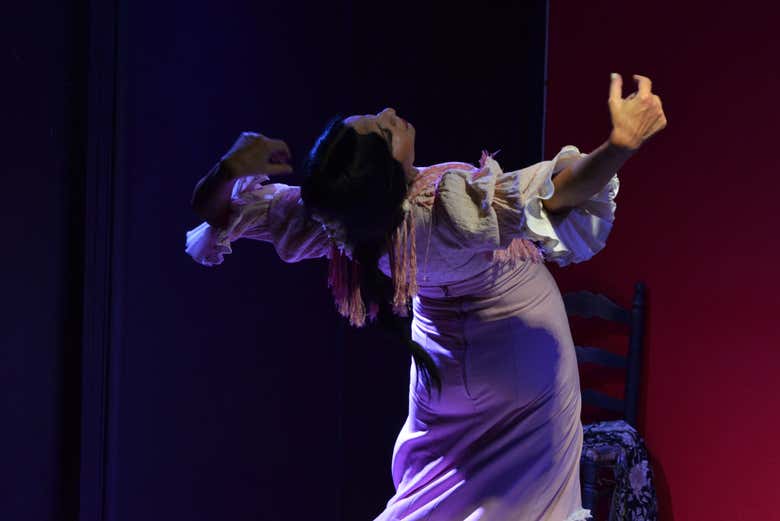 Francesca Grima bailando flamenco