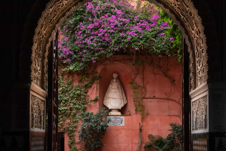 Carving of the Virgen de los Remedios