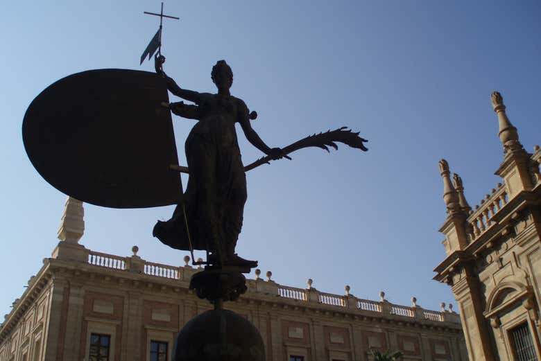 El Giraldillo de Sevilla, un punto emblemático de la ciudad