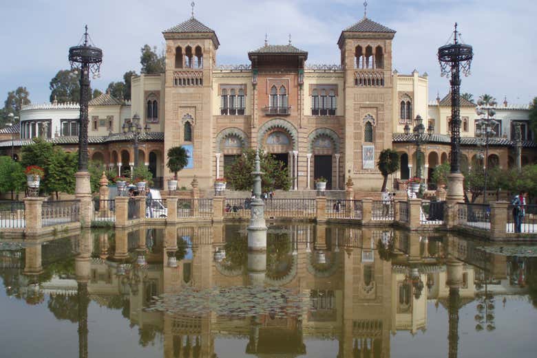 Plaza de América, en el interior del Parque de María Luisa
