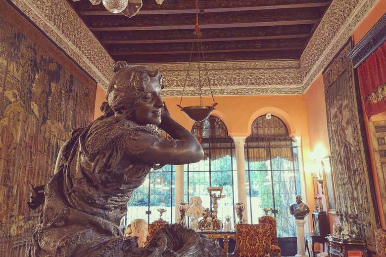 The inside of the Palacio de las Dueñas