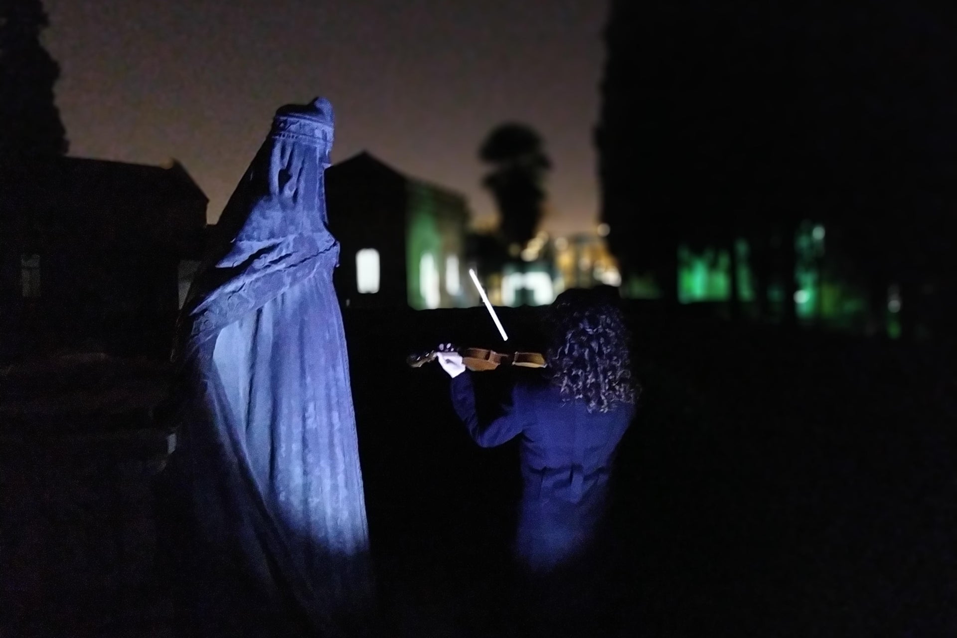 Tour teatralizado noturno pelo cemitério de Sevilha