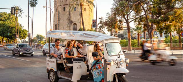 Tour en tuk tuk por Sevilla