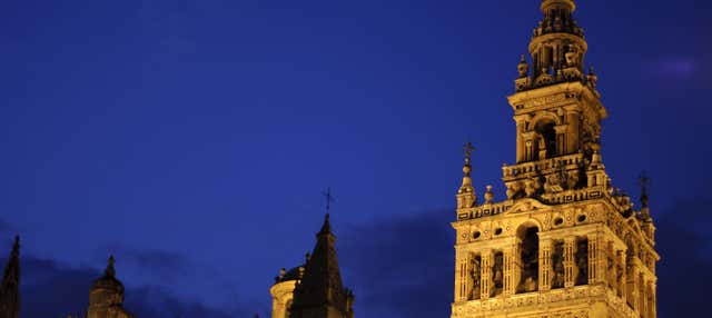 Visite de la cathédrale de Séville de nuit + Spectacle son et lumière