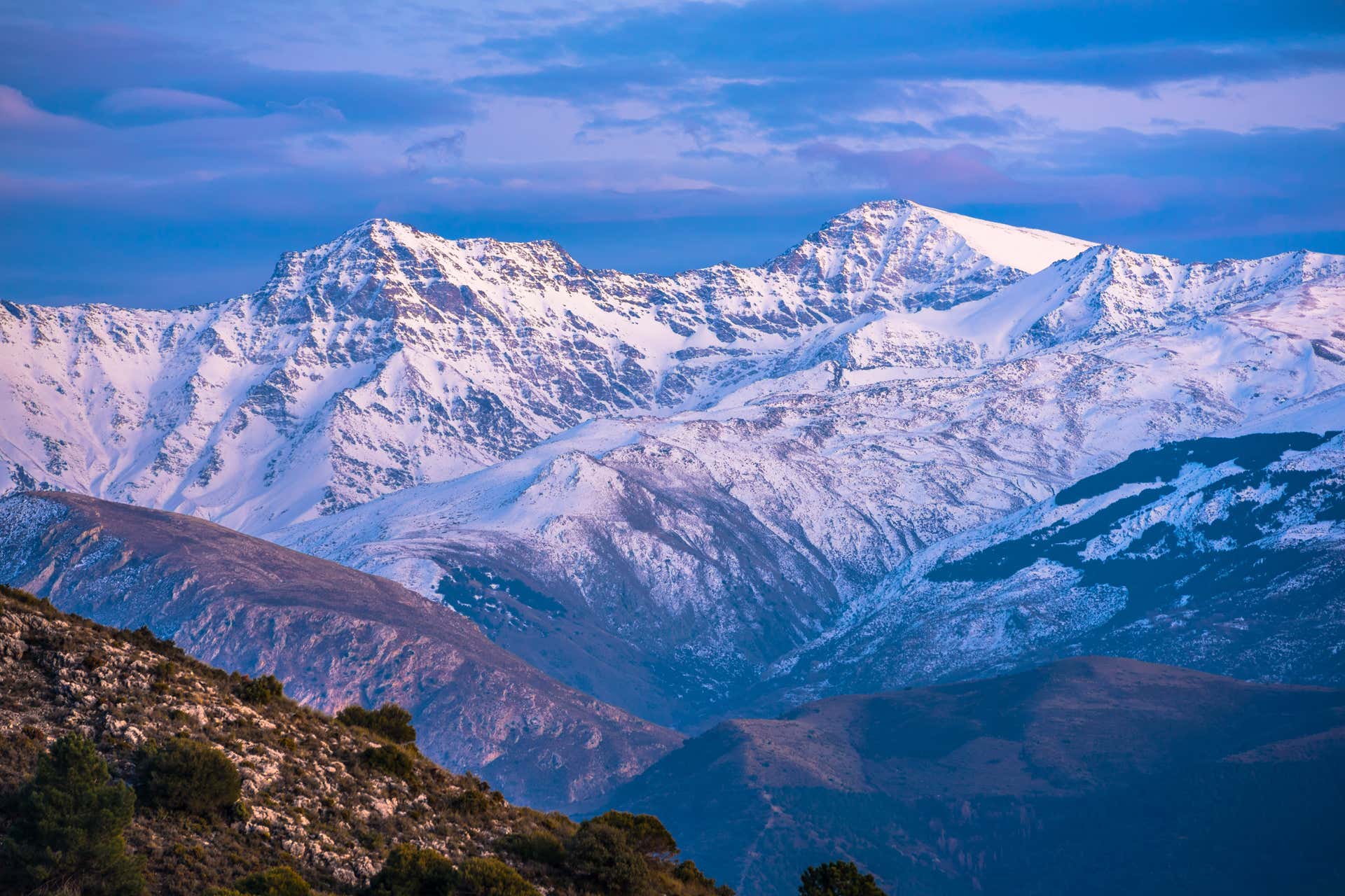 Granada Snowshoeing Tour