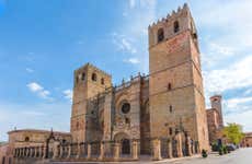 Ingresso da Catedral de Sigüenza e seu museu
