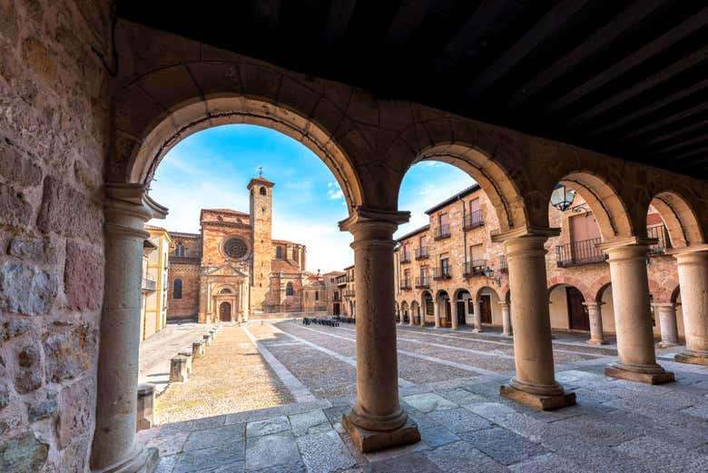 See neoclassical and baroque influences