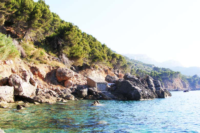 Navegando por Sa Foradada y Cala Tuent