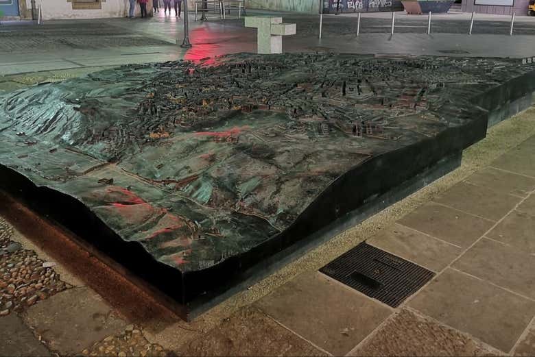 Descubriremos los secretos ocultos de la ciudad