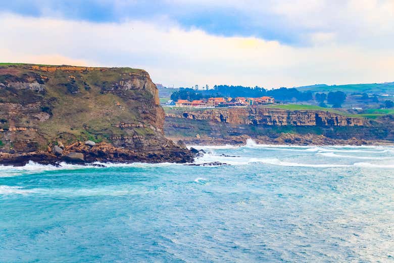 Falaises de la plage de Los Locos