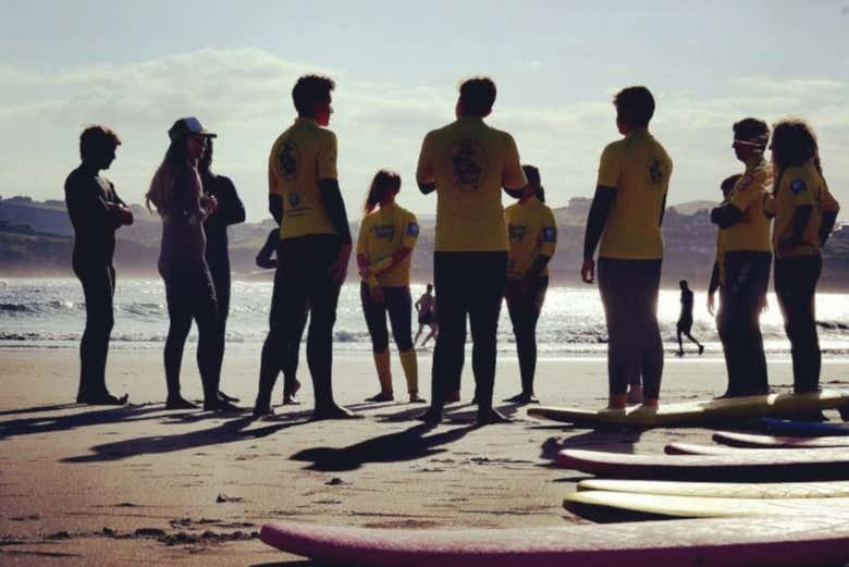 Aula de surfe em Suances