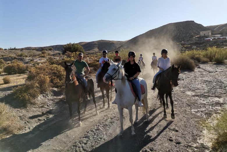 Disfrutando del paseo a caballo