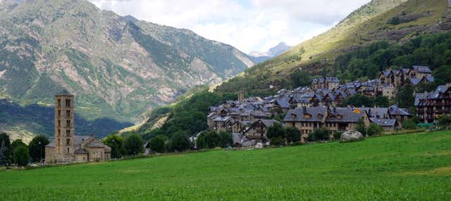 Entrada a las iglesias románicas del Valle de Bohí