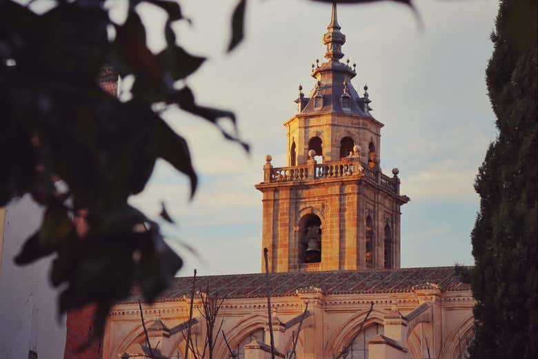 Campanario de la colegiata