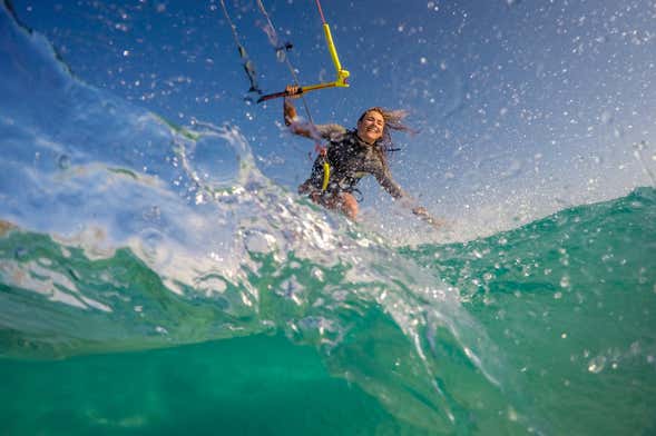 Curso de kitesurf de 2 días en Tarifa