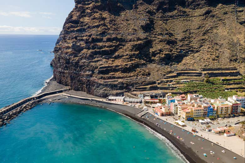 Vue aérienne du port de Tazacorte