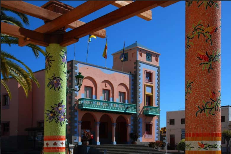 Coloridas fachadas de los edificios de Tazacorte