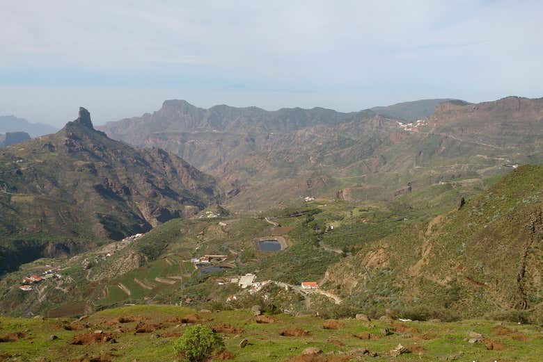 Admirez le paysage lors de l'ascension du Roque Nublo.