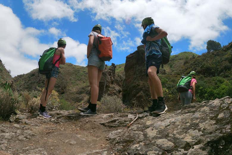 Percorrendo il barranco de los Cernícalos