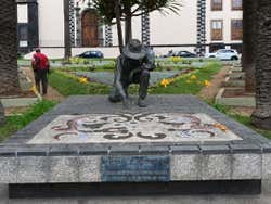 Monumento ao fabricante de tapetes em La Orotava