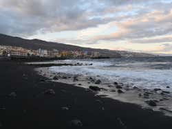 Playa negra de Candelaria