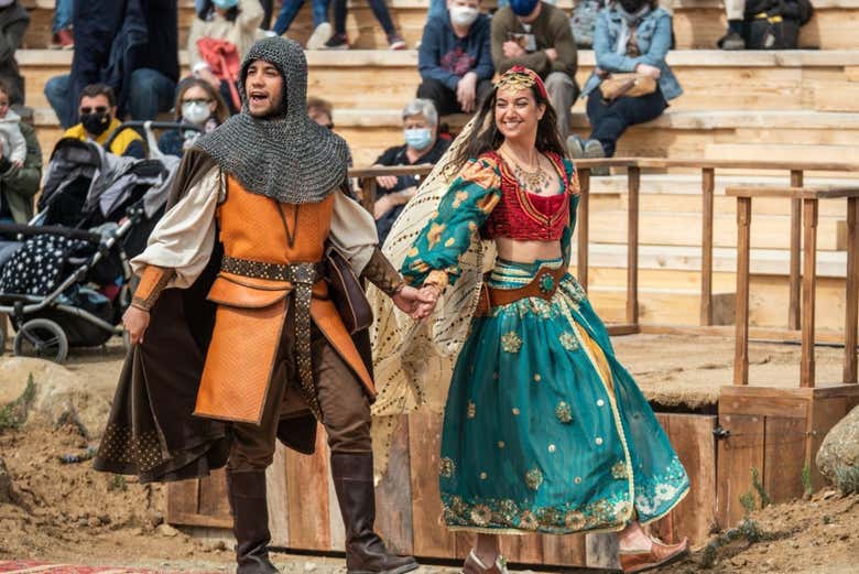 Actores durante el espectáculo 'Cetrería de reyes'