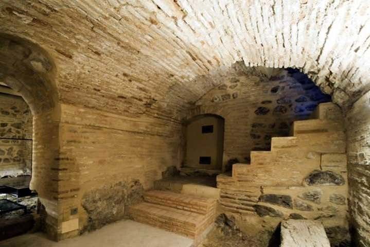 Baños árabes del Caballel