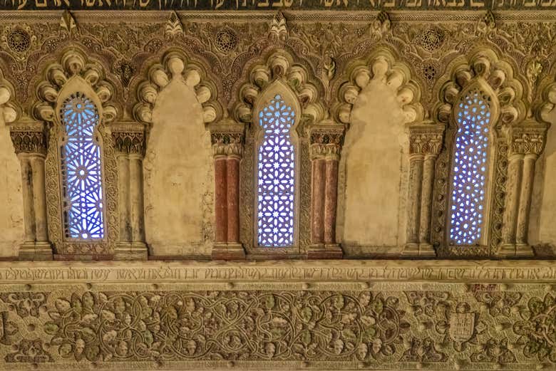 Intérieur de la synagogue Tránsito