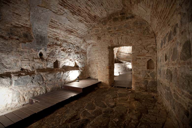 Recorriendo las termas romanas