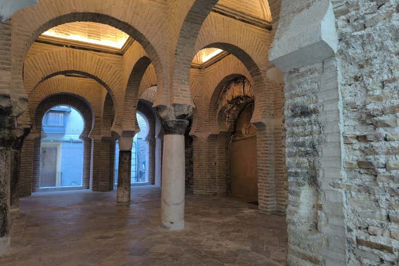Interior de la Mezquita de Tornerías